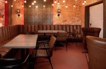 Red and Black coffee bar, Budapest